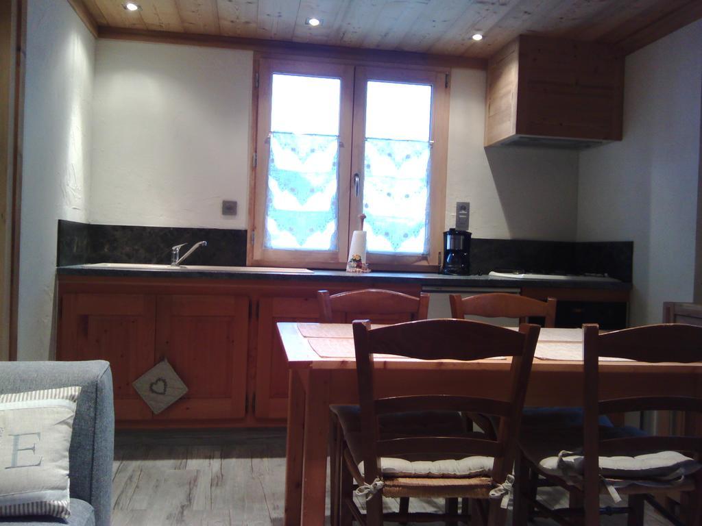 Le Foueustarle Apartment ลา เจียตตาซ์ ห้อง รูปภาพ